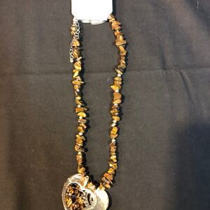 VIP Fashion Jewelry Silver Tone Heart Natural Stone 18" Necklace Earring Set NWT